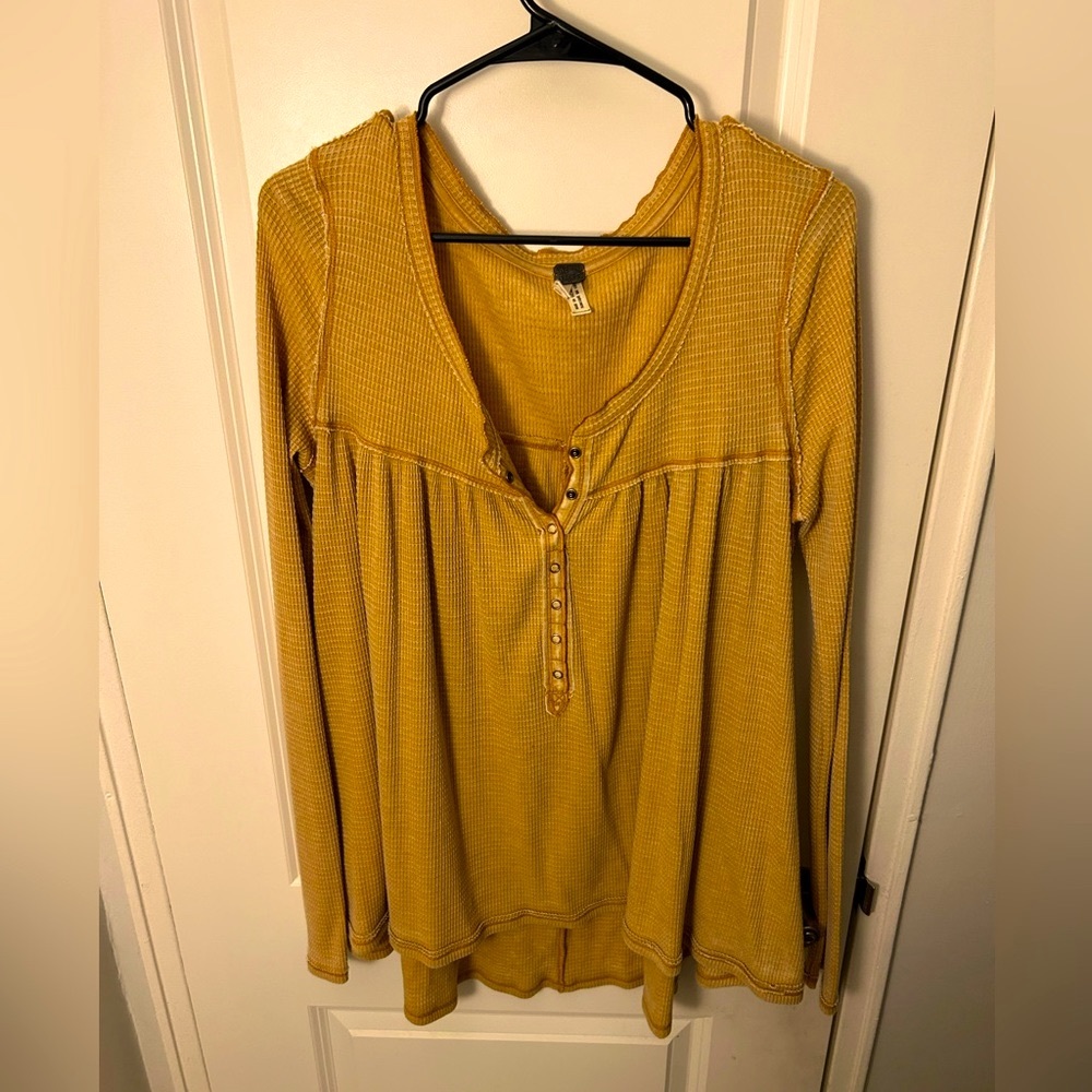 Free People Henley, long sleeve tee